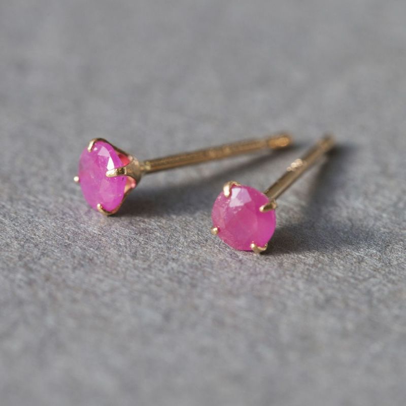 K18 PG ルビー ピアス