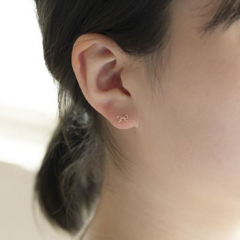 K10 PG ピアス リボン