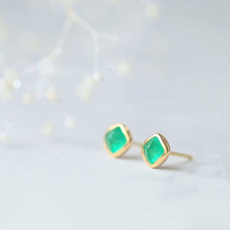 K18イエローゴールドエメラルドピアス エメラルド ピアス K18イエロー