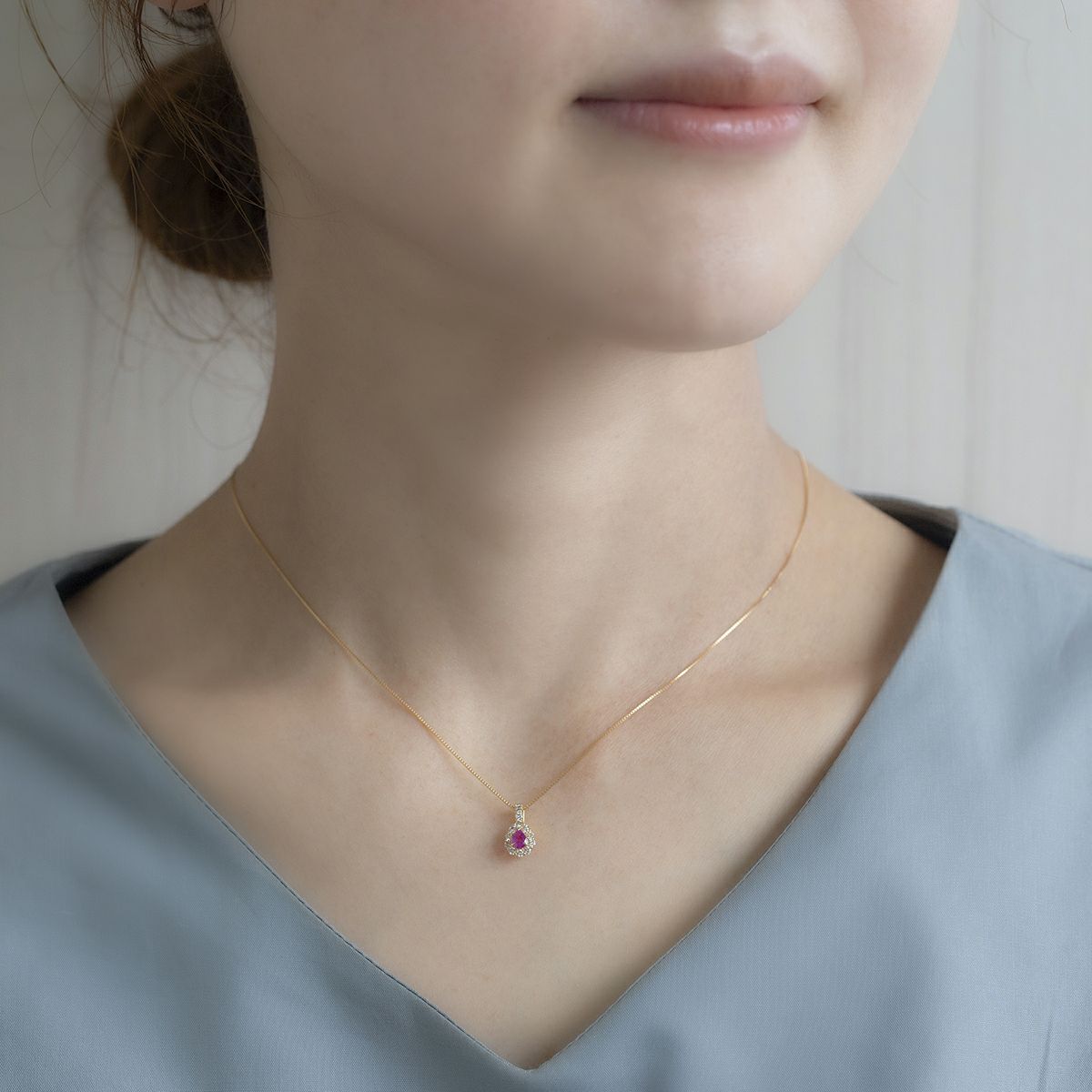 プラチナ/K18 YG ルビー ネックレス