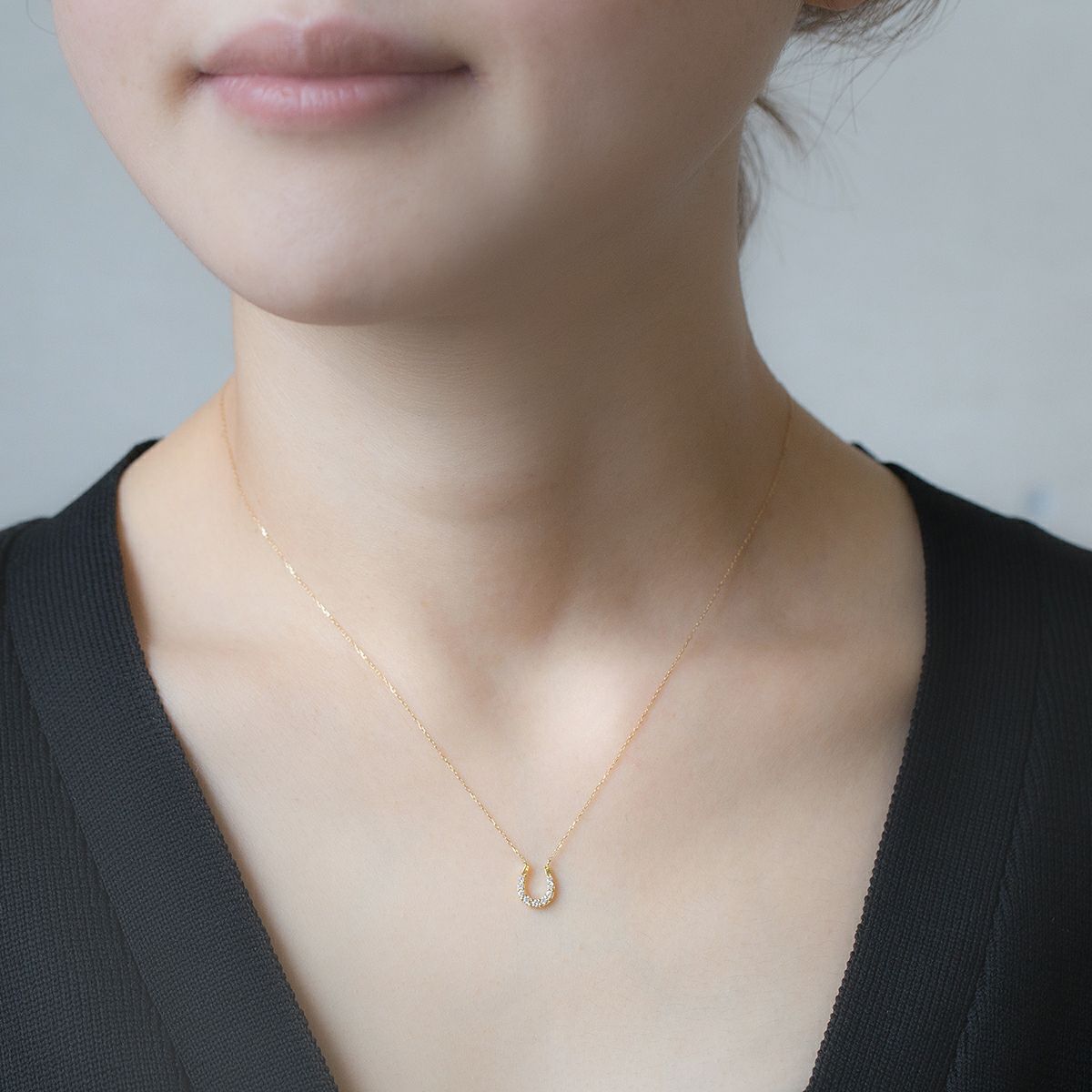 プラチナ/K18 YG ダイヤモンド ホースシュー ネックレス