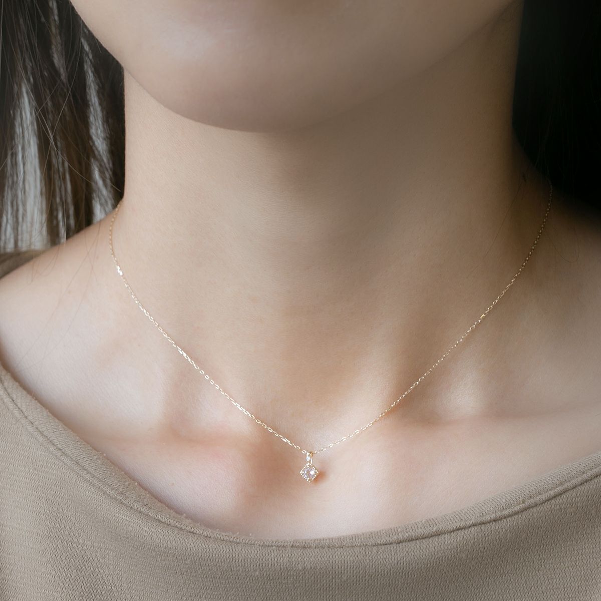 K10 YG モルガナイト ダイヤモンド ネックレス