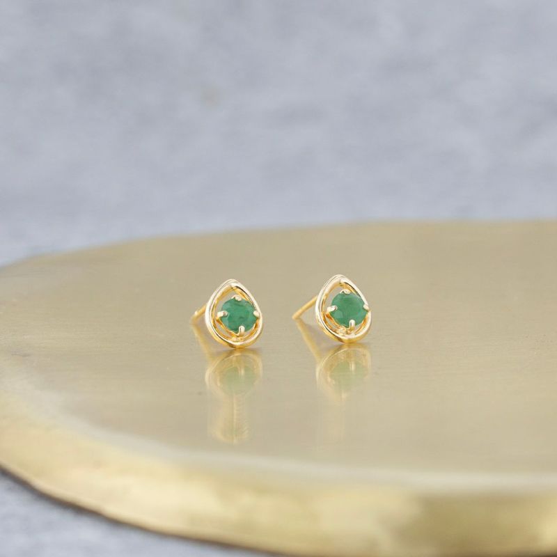 K18 YG ドロップ エメラルド ピアス