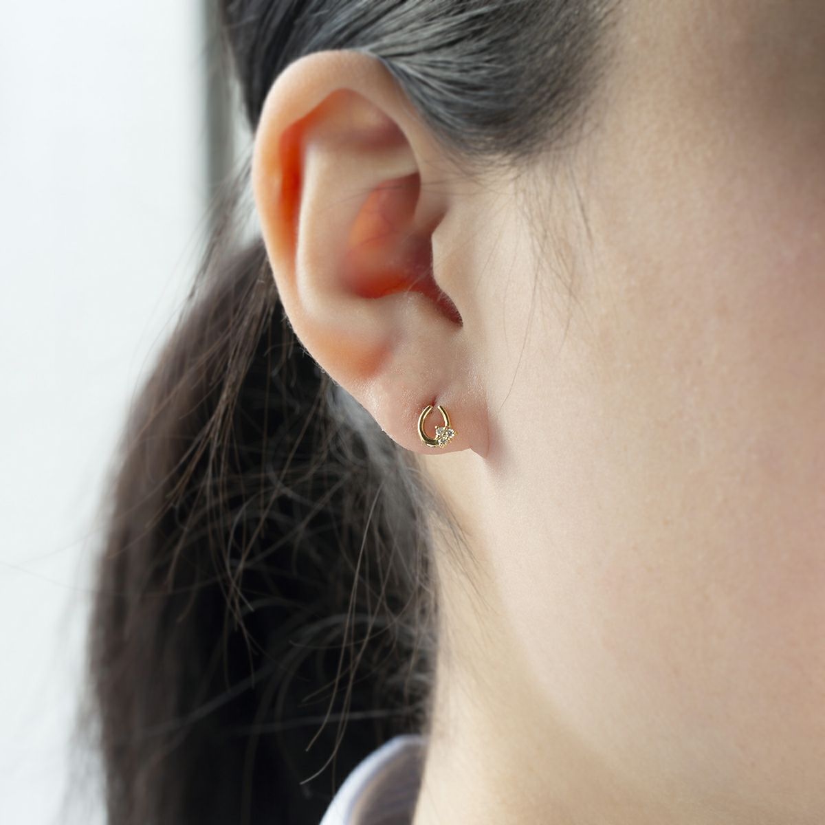 K18 YG ホースシュー 馬蹄 ダイヤモンド ピアス 18k 18金 誕生石 イエローゴールド レディース 彼女 妻 誕生日プレゼント
