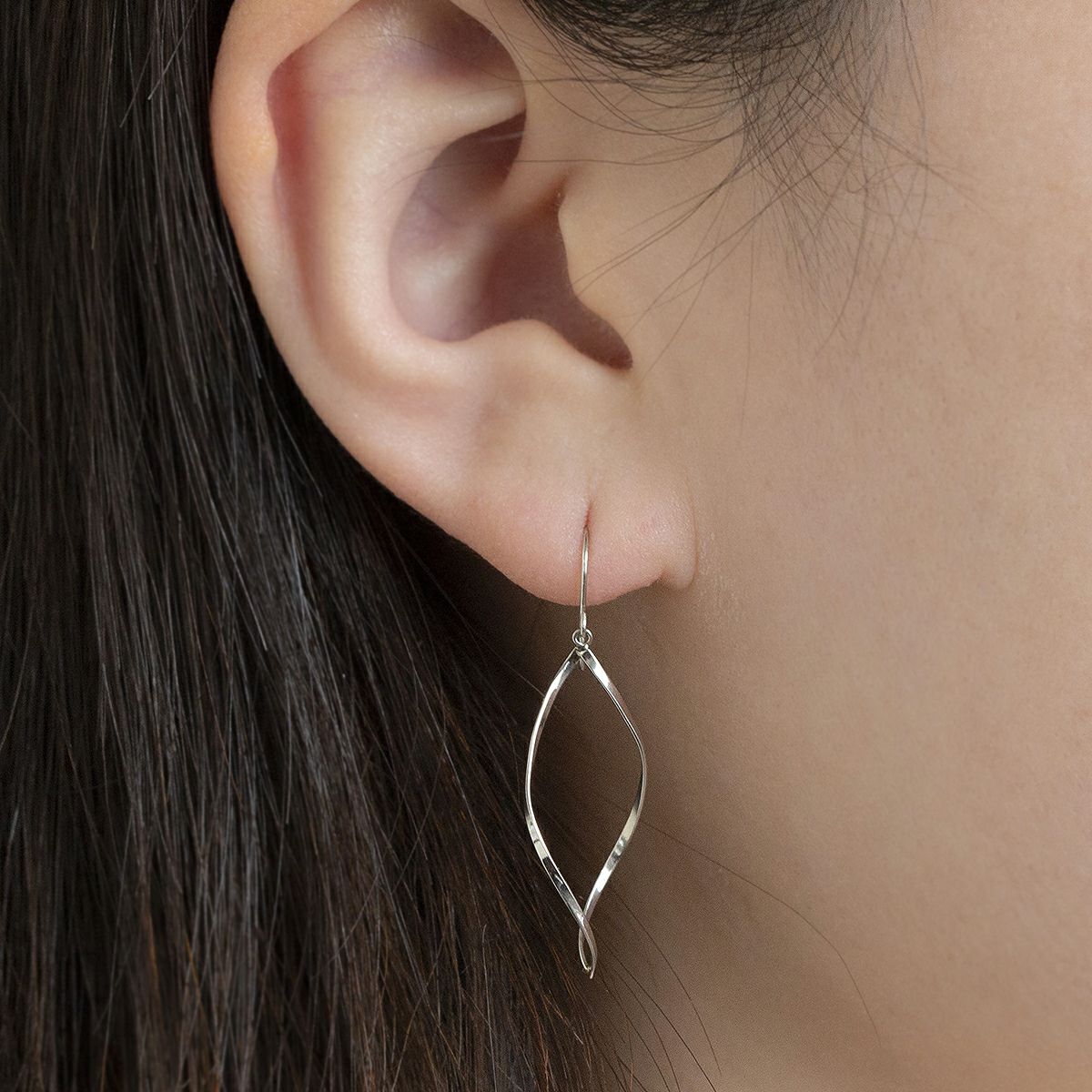 プラチナ フック ピアス 地金 PT PT900 30代 40代 誕生日プレゼント レディース 女性 彼女 妻 シンプル ギフト