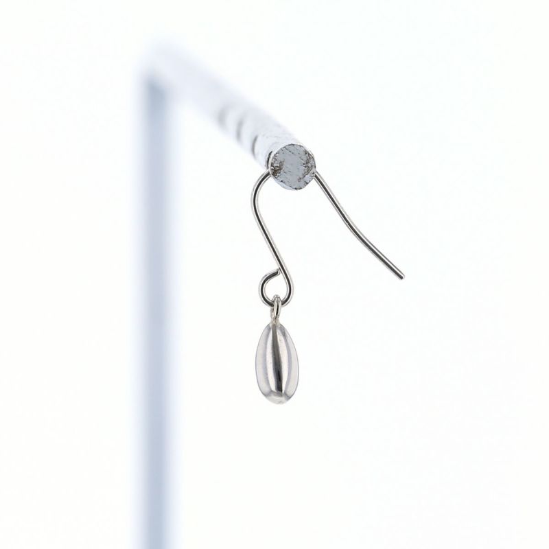 プラチナ フックピアス 地金 しずく 雫 フック PT PT900 30代 40代 誕生日プレゼント レディース 女性 彼女 妻 シンプル ギフト
