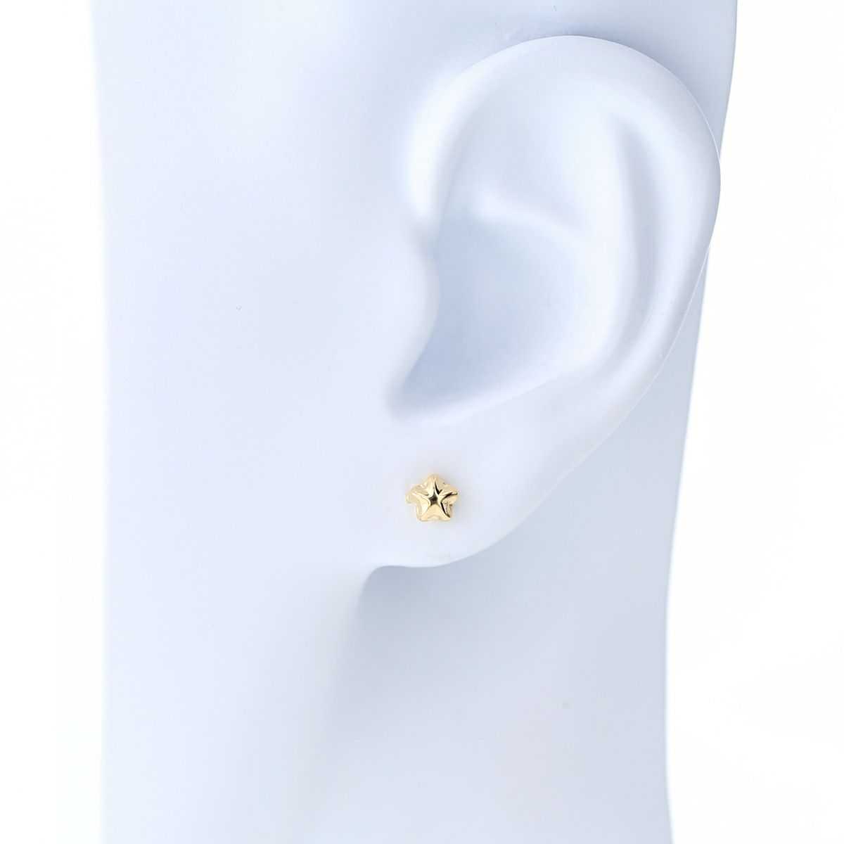 K18 YG 星 ピアス スター イエローゴールド スタッドピアス かわいい ギフト 誕生日プレゼント 誕生日 20代 30代 40代 妻 彼女 レディース