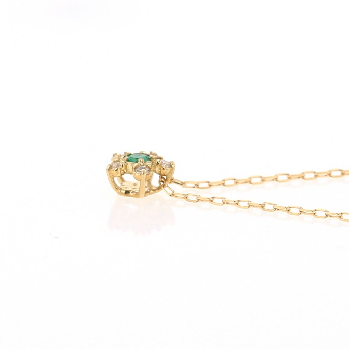 K18 YG エメラルド ダイヤモンド ネックレス イエローゴールド 5月誕生石 レディース 彼女 妻 30代 40代 50代 18k 誕生日 花 フラワーモチーフ
