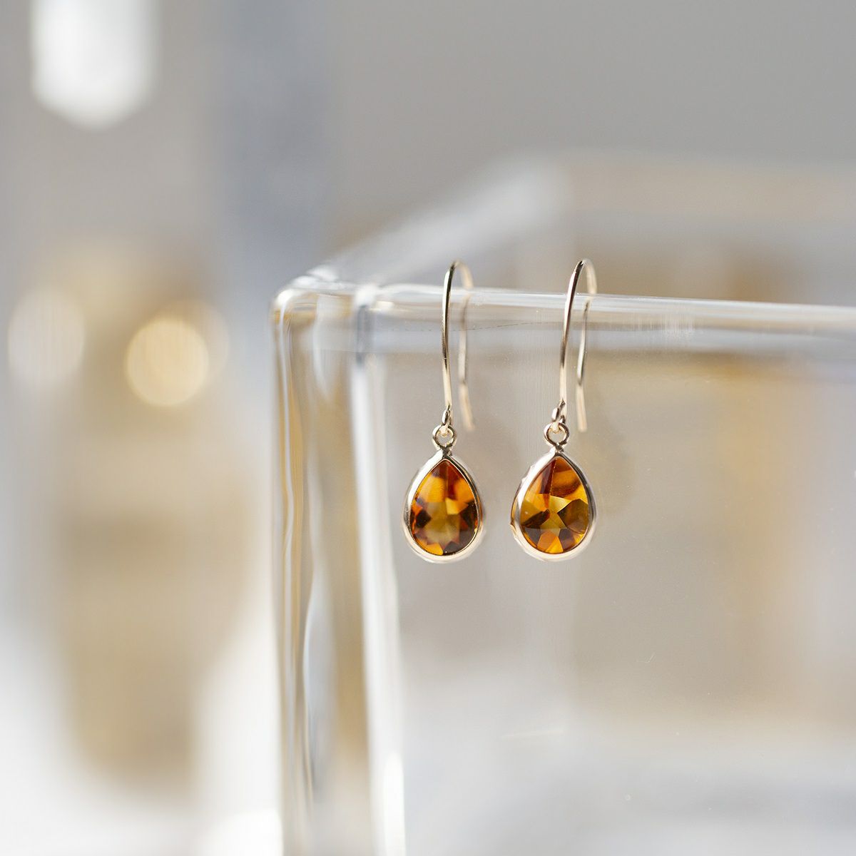 K10 YG シトリン ピアス 揺れる イエローゴールド 11月 誕生石 フック レディース 20代 30代 40代 プレゼント ジプシーピアス 誕生日プレゼント 10金 記念日 おしゃ