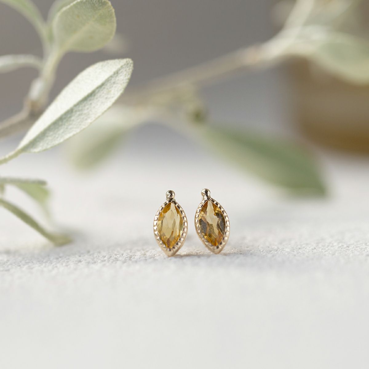 K10 YG シトリン ピアス