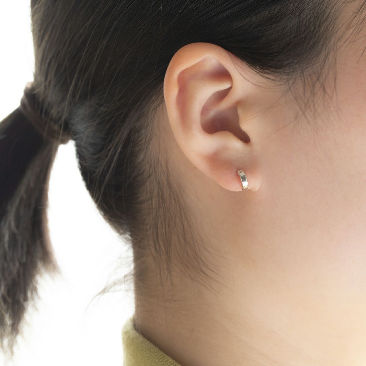 K10 WG フープ ハーフフープピアス ホワイトゴールド レディース 20代 30代 40代 誕生日 プレゼント ギフト 女性 彼女 妻 シンプル