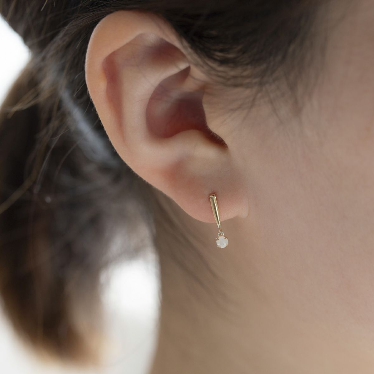 K10 YG ムーンストーン ピアス イエローゴールド 10金 6月 誕生石 誕生日 プレゼント レディース 20代 30代 40代 10k k10 天然石