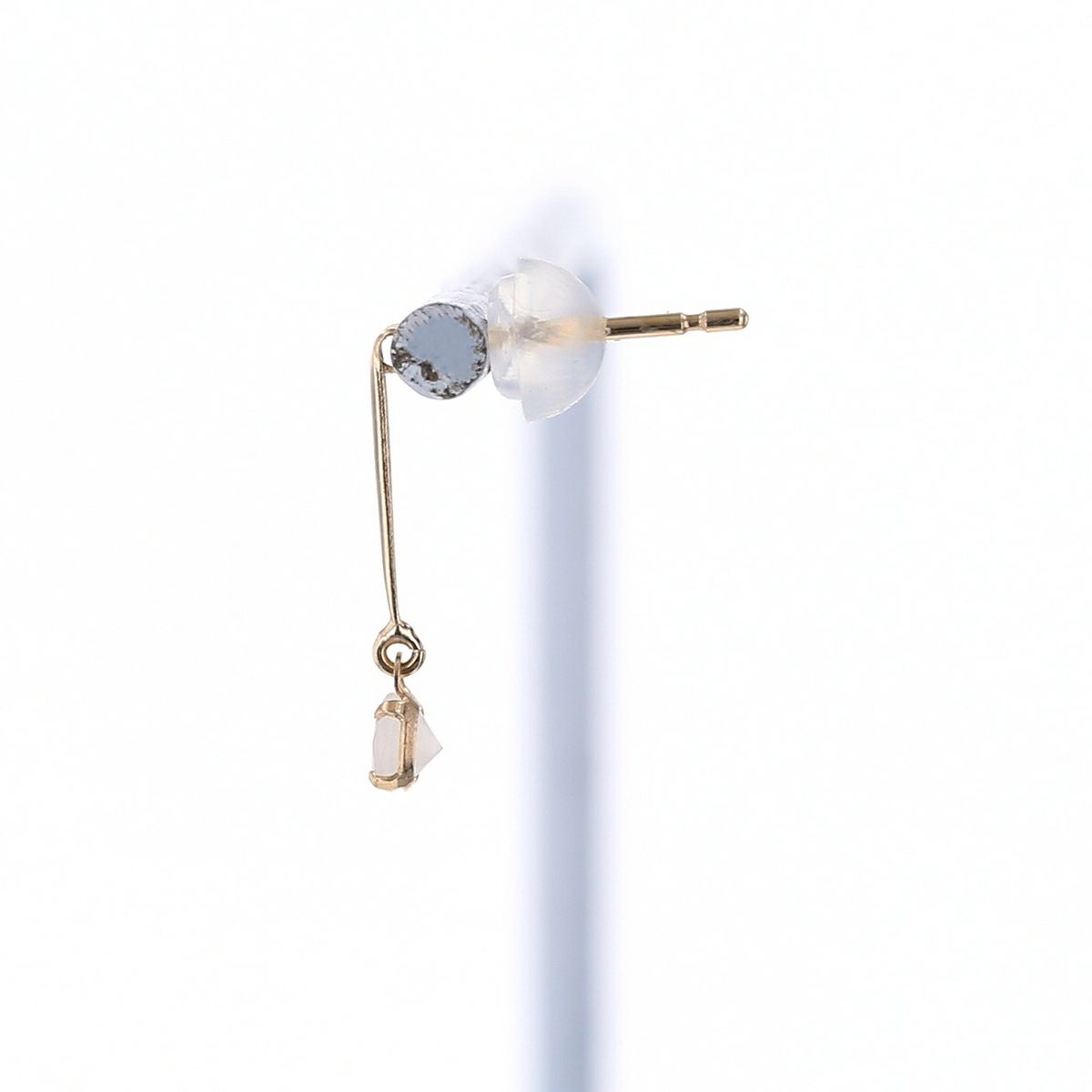 K10 YG ムーンストーン ピアス イエローゴールド 10金 6月 誕生石 誕生日 プレゼント レディース 20代 30代 40代 10k k10 天然石