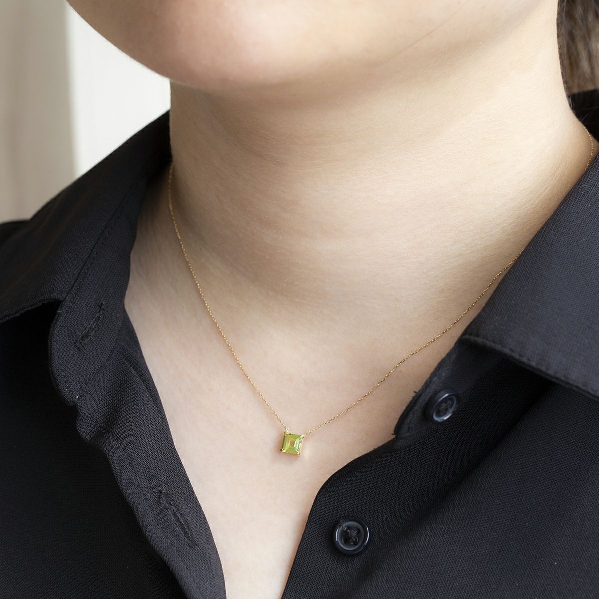 K10 YG ペリドット ネックレス イエローゴールド スクエア レディース 8月 誕生石 誕生日プレゼント 彼女 妻 30代 40代 可愛い 華奢