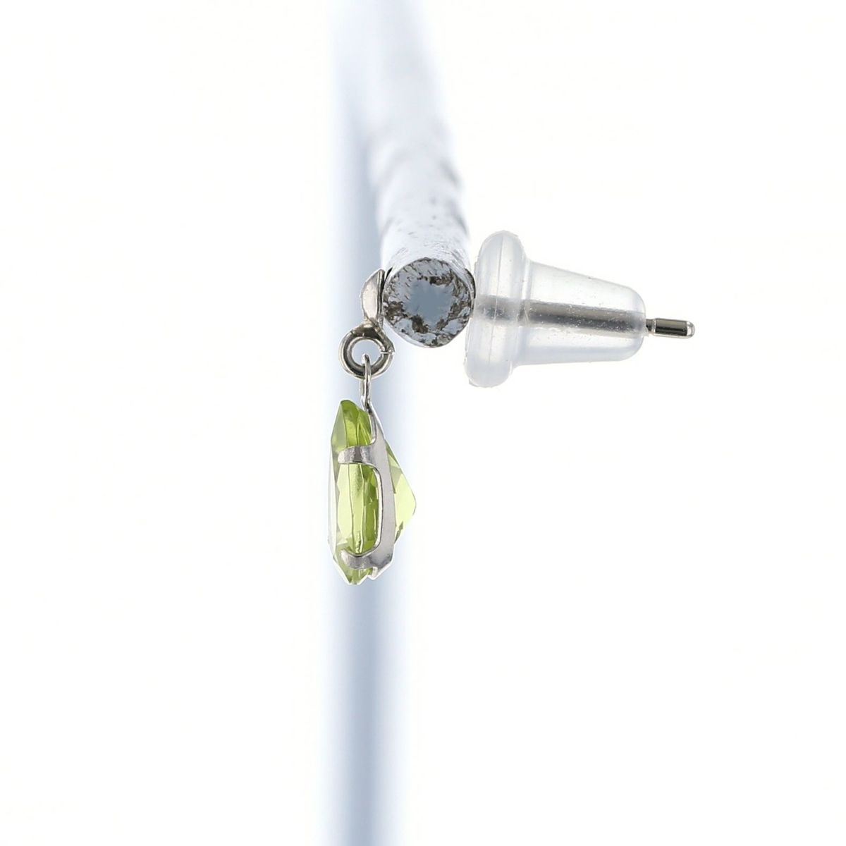 プラチナ ペリドット ピアス PT900 8月 誕生石 誕生日プレゼント ギフト レディース 妻 彼女 20代 30代 40代 天然石 プレゼント