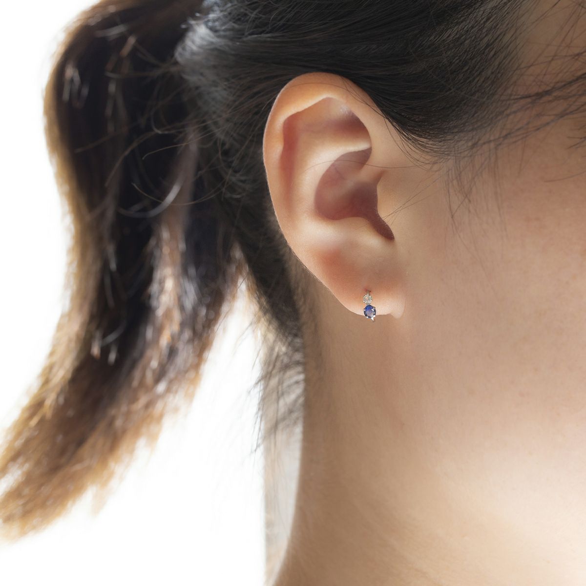 プラチナ サファイア ピアス ホワイトトパーズ ハーフフープピアス ハーフフープ ピアス フープピアス PT900 レディース 20代 30代 40代 9月 誕生日 誕生日プレゼント プレゼント ギフト 女性 彼女 妻