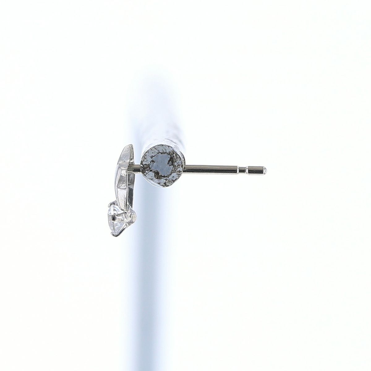 K10 WG キュービックジルコニア ピアス 星 スター 月 ムーン アシンメトリー ホワイトゴールド レディース 10金 CZ 誕生日プレゼント ギフト 20代 30代 40代 女性 彼女 妻