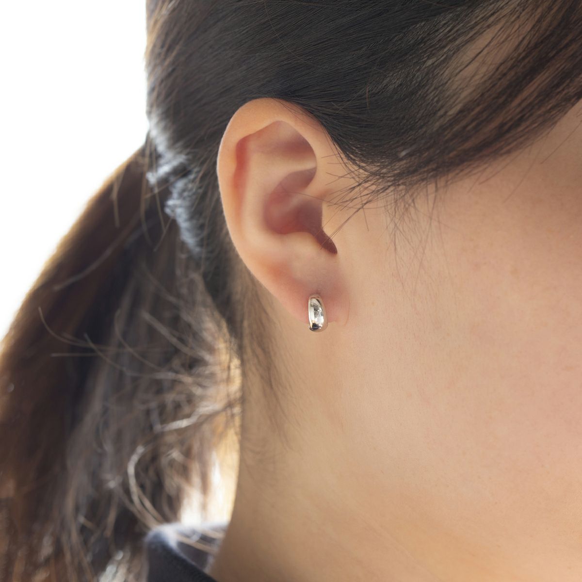 K10 WG フープ ピアス 月甲ピアス フープピアス ホワイトゴールド レディース 20代 30代 40代 誕生日 プレゼント ギフト 女性 彼女 妻 シンプル