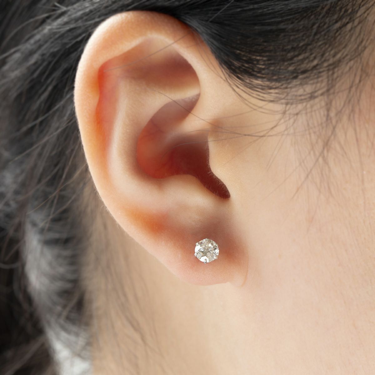 プラチナ 一粒 ダイヤモンド ピアス ダイヤ PT PT900 誕生石 4月 4月誕生石 レディース 彼女 妻 誕生日プレゼント ギフト