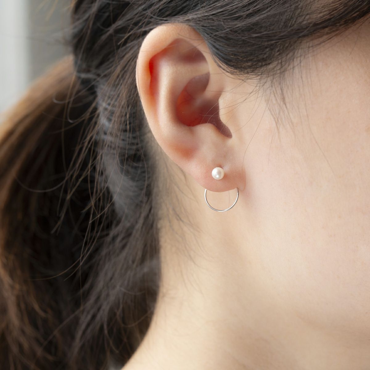 K10 WG 淡水パール キャッチレスフープピアス フープピアス キャッチレス ホワイトゴールド 10金 パール 誕生日プレゼント 誕生日 20代 30代 40代 女性 彼女 ギフト