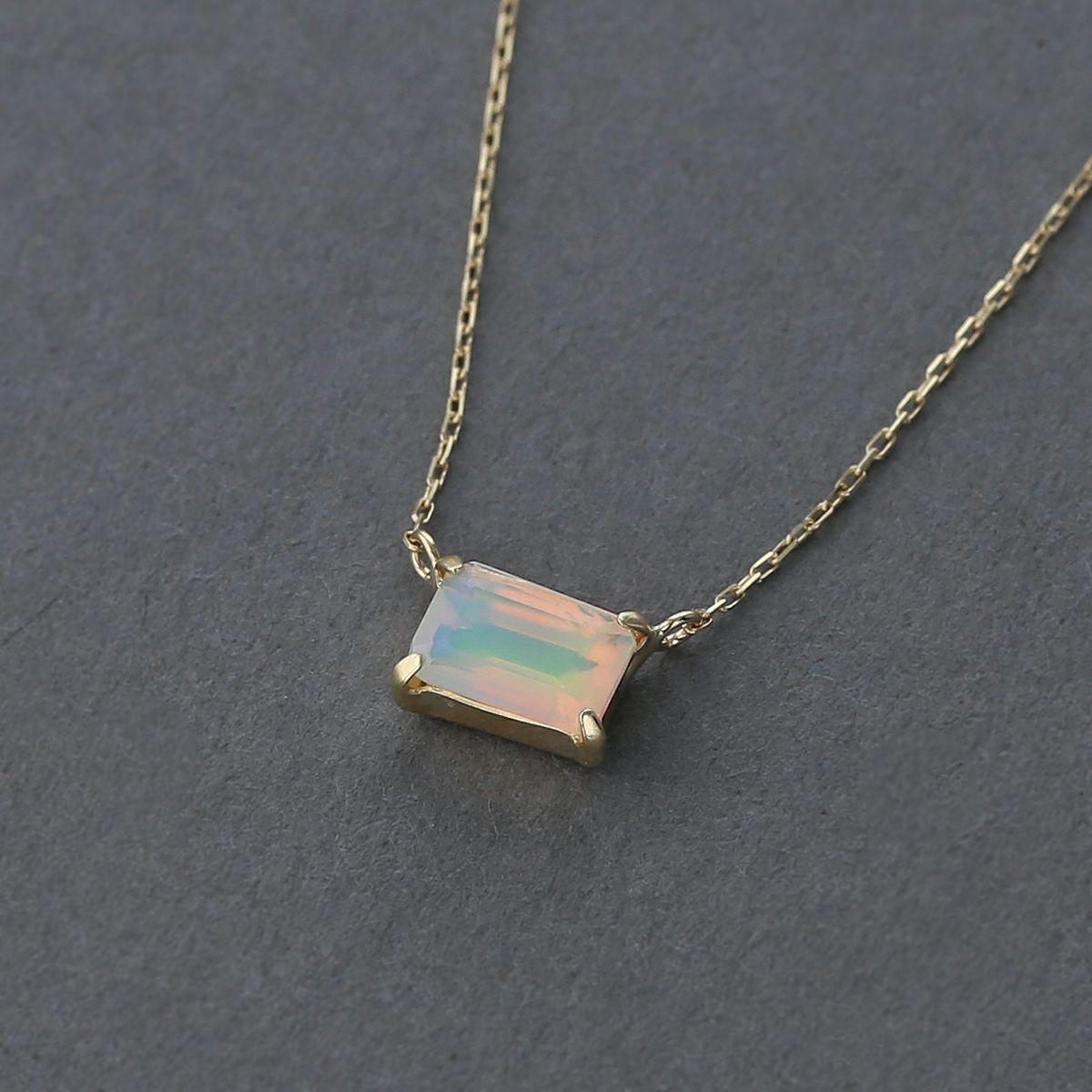 K10 YG オパール ネックレス イエローゴールド 10k 10金 レディース 彼女 妻 スクエア 10月誕生石 誕生日プレゼント