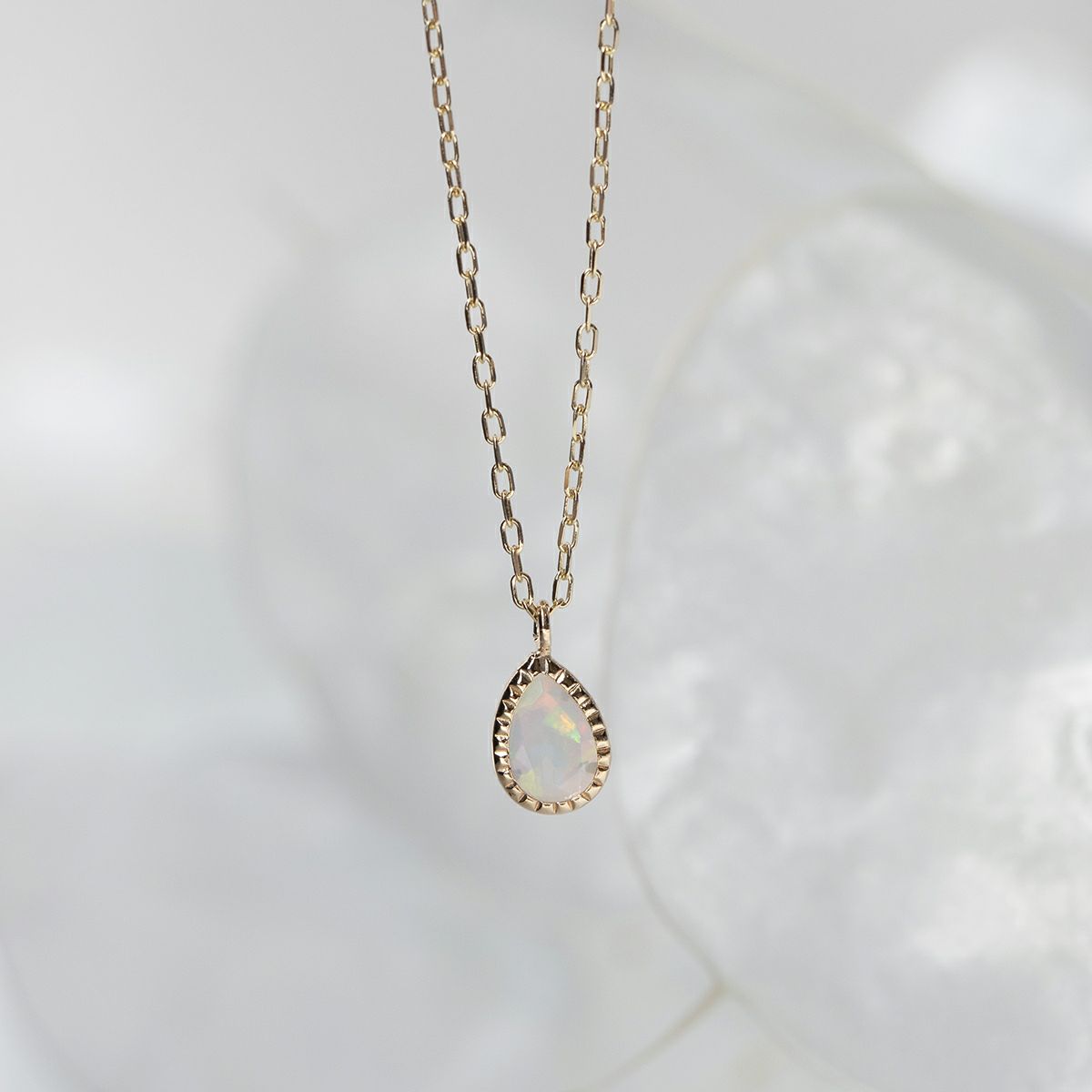 K10 YG オパール ネックレスイエローゴールド 10k 10金 レディース 彼女 妻 ペアシェイプ 10月誕生石 誕生日プレゼント ギフト