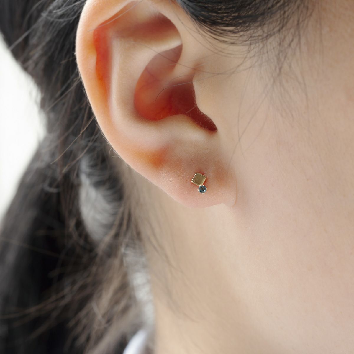 K10 YG ブルートパーズ ピアス ひし形 スクエア イエローゴールド 10金 11月 誕生石 誕生日プレゼント ギフト レディース 20代 30代 40代 10k k10 天然石