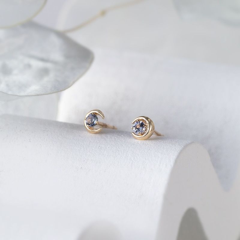 K10 YG タンザナイト ピアス ムーン  月 三日月 レディース 12月 誕生石 プレゼント 10金 彼女 20代 30代 40代 イエローゴールド 天然石